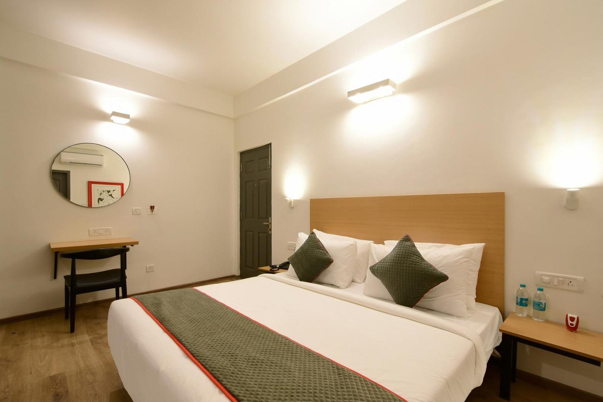 Hotel Townhouse Airport Road Yelahanka Exterior foto