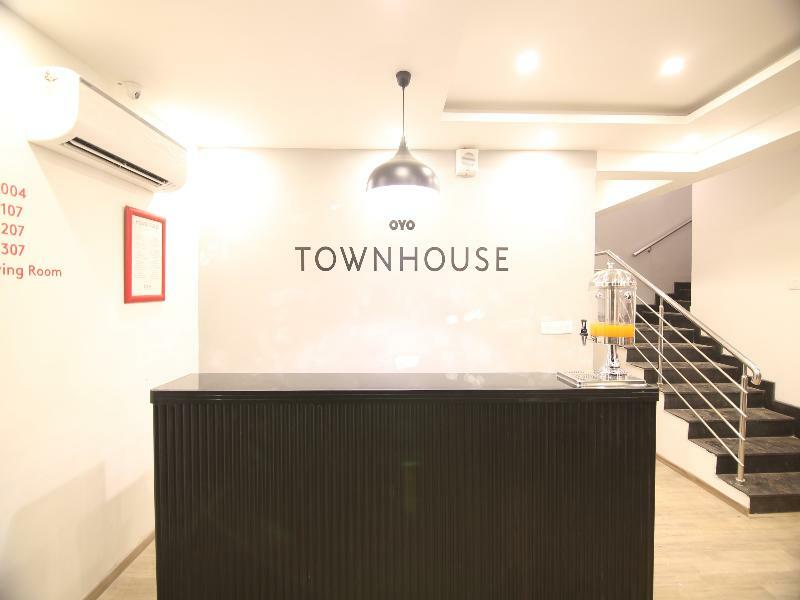Hotel Townhouse Airport Road Yelahanka Exterior foto