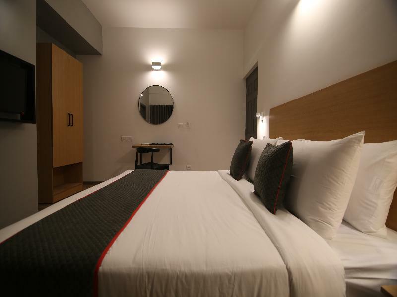 Hotel Townhouse Airport Road Yelahanka Exterior foto